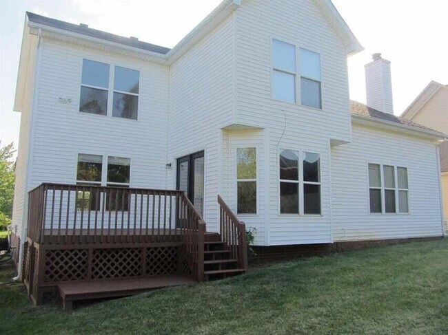 Building Photo - 537 Forest Hill Dr