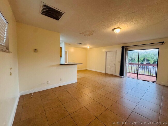 Building Photo - 7 Crossings Cir