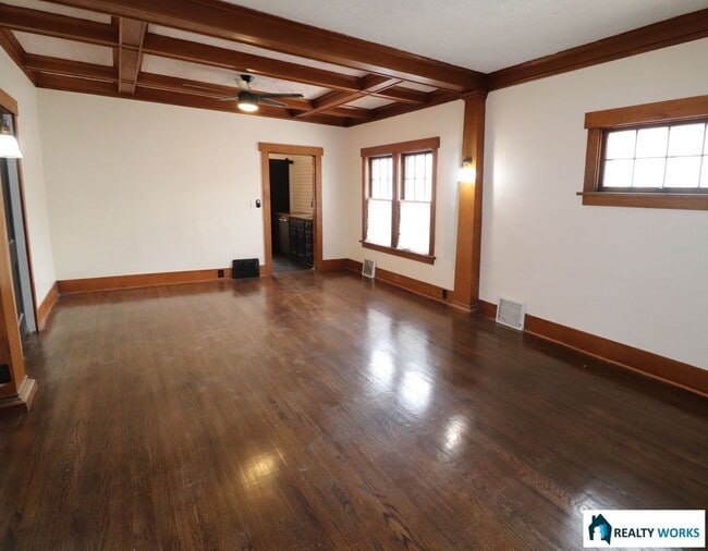 Building Photo - 2 Bedroom House for Rent