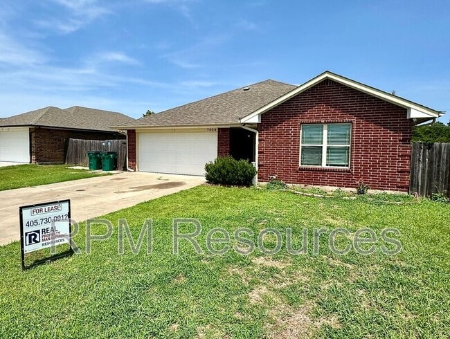 Building Photo - 7404 Park Meadow Dr