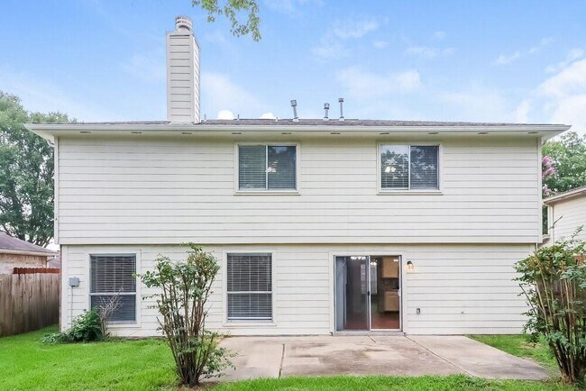 Building Photo - 3807 Wildhawk Dr