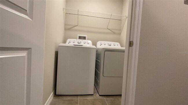 Building Photo - 3836 Cat Mint St