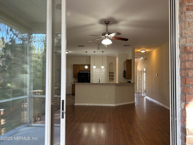 Building Photo - 1630 Majestic View Ln