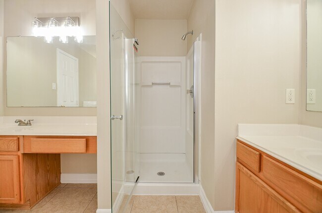 Building Photo - 21026 Bent Lake Dr