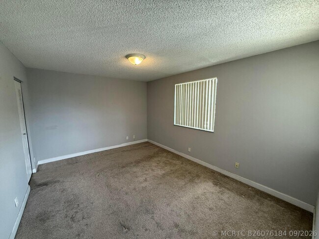 Building Photo - 5821 Riverside Dr