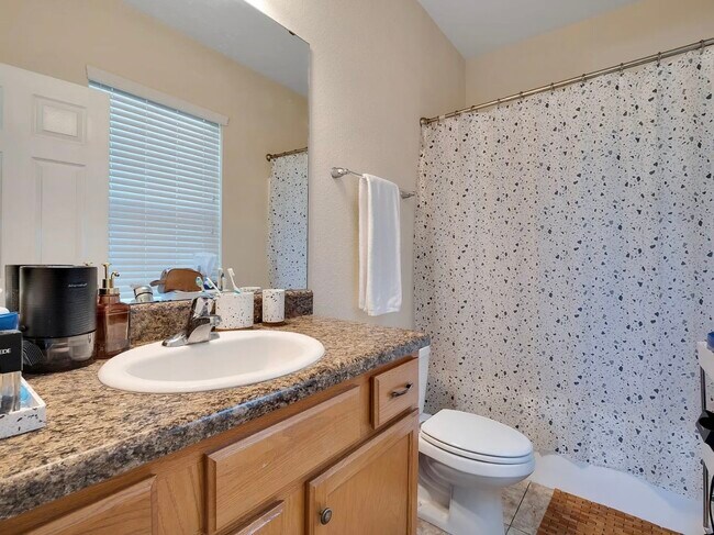 Building Photo - 2289 Del Carmel Way