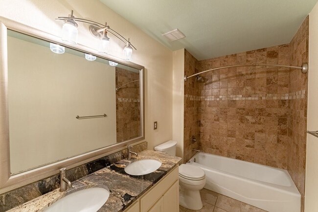 Building Photo - Spacious and stunning 4 bed 3.5 bath in Austin!!!