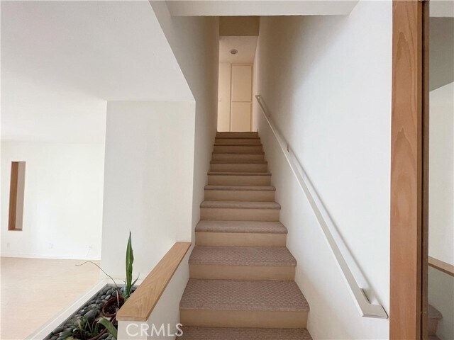 Building Photo - 314 Monterey Rd