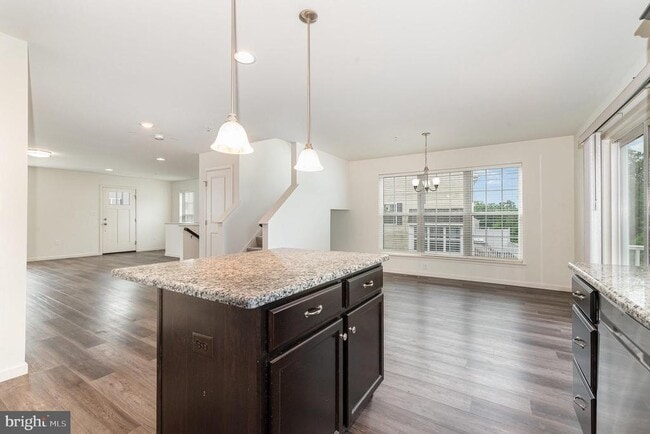 Building Photo - 5105 Laurel Valley Ln