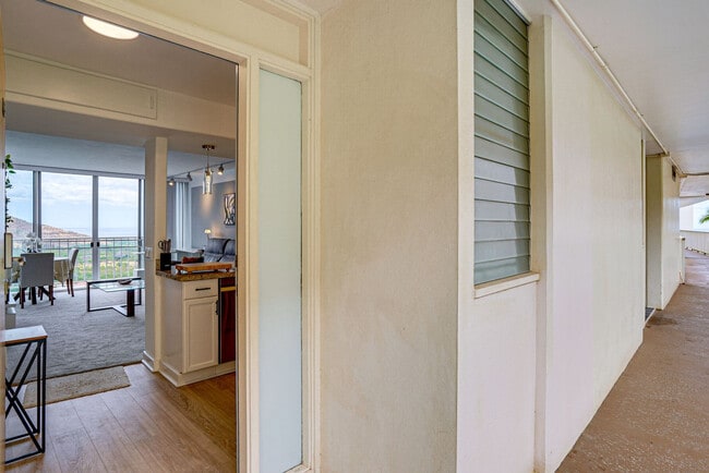 Building Photo - 84-740 Kili Drive-SI FL10-ID1605899P