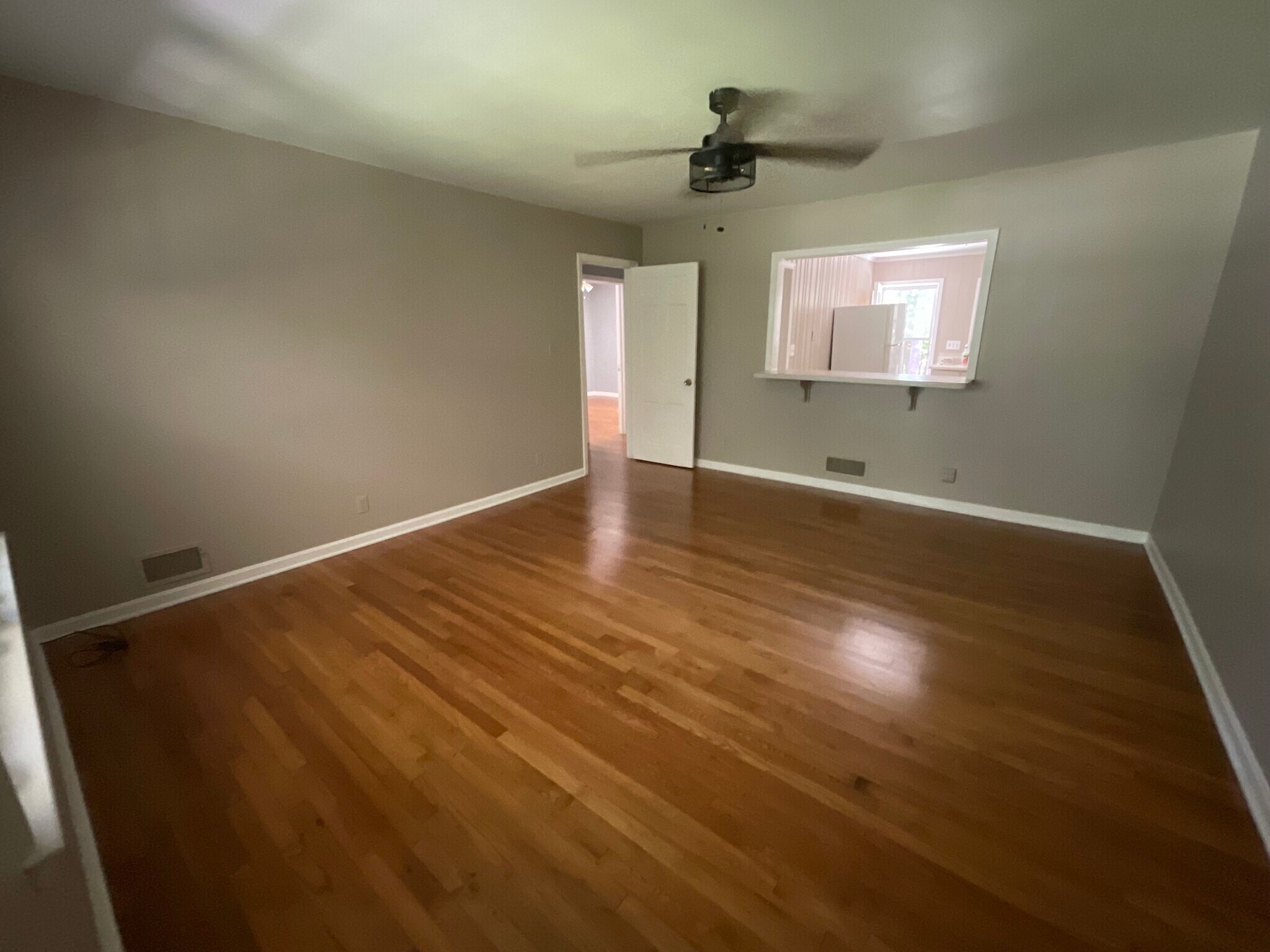 Building Photo - 1671 Glenwyck Pl