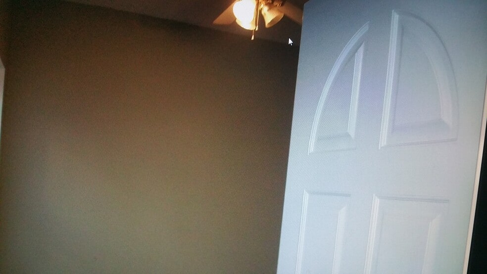 Building Photo - 19 S Broadway