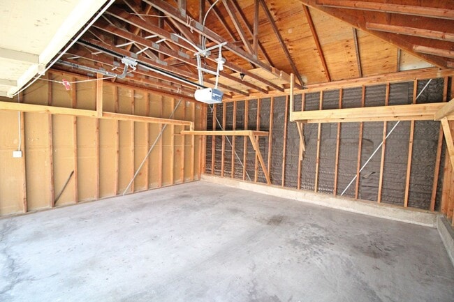 Building Photo - The Colony, Mandalay Beach | Patios Galore...