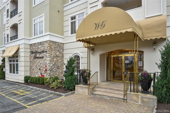 Building Photo - 410 Westchester Ave