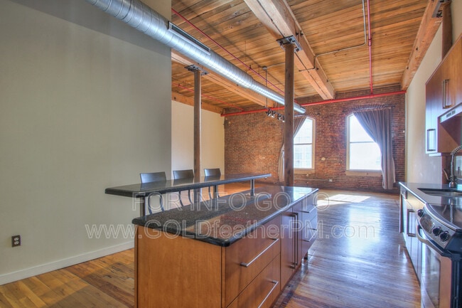 Building Photo - 1400 Rosa L Parks Blvd