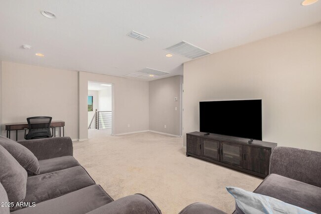 Building Photo - 5654 N 88th Ln