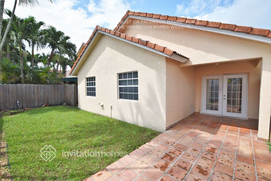 Building Photo - 15308 SW 53rd St