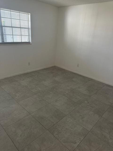 Building Photo - 1005 Knox McRae Dr