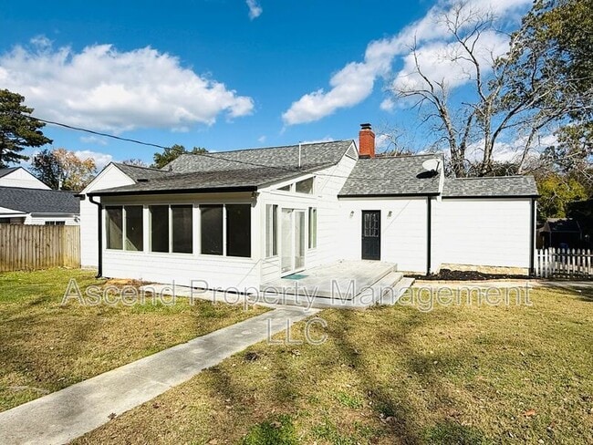 Building Photo - 406 Osborne Dr