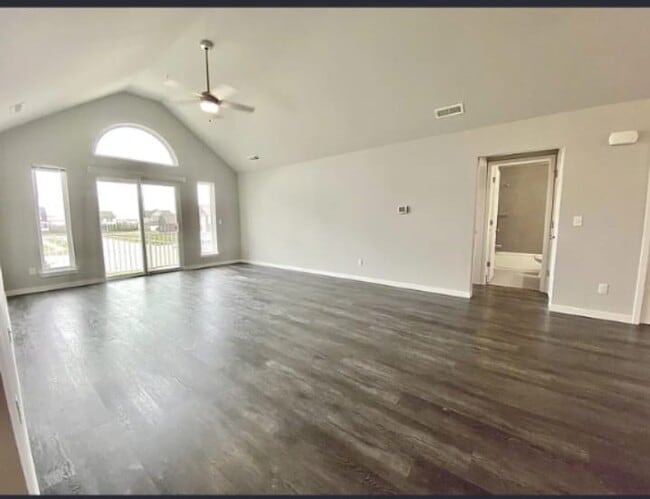 Building Photo - 51364 Ashbury Ct