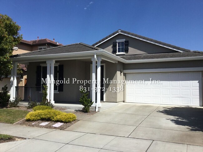 Building Photo - Beautiful 2-Bed, 2-Bath Home with Modern K...