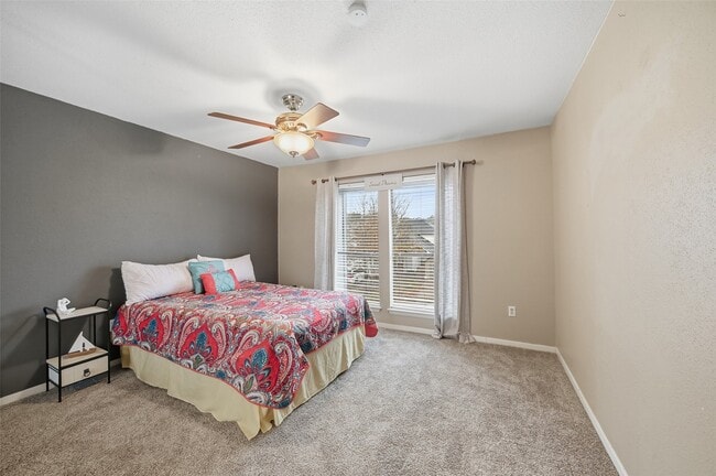 Building Photo - 3226 Poe Dr