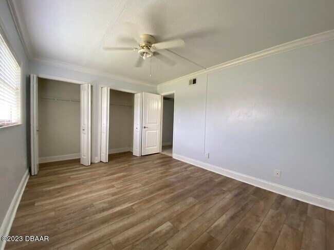 Building Photo - 65 Seton Trail