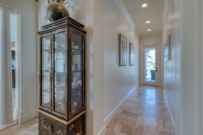 Building Photo - 5623 Waters Landing Ln