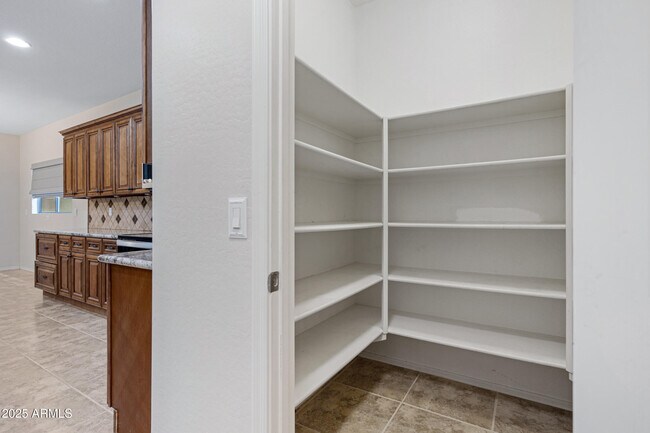 Building Photo - 11207 N 165th Ave