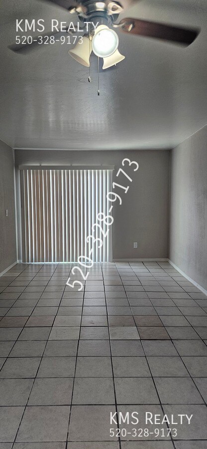 Building Photo - 1577 W Aztec Ct