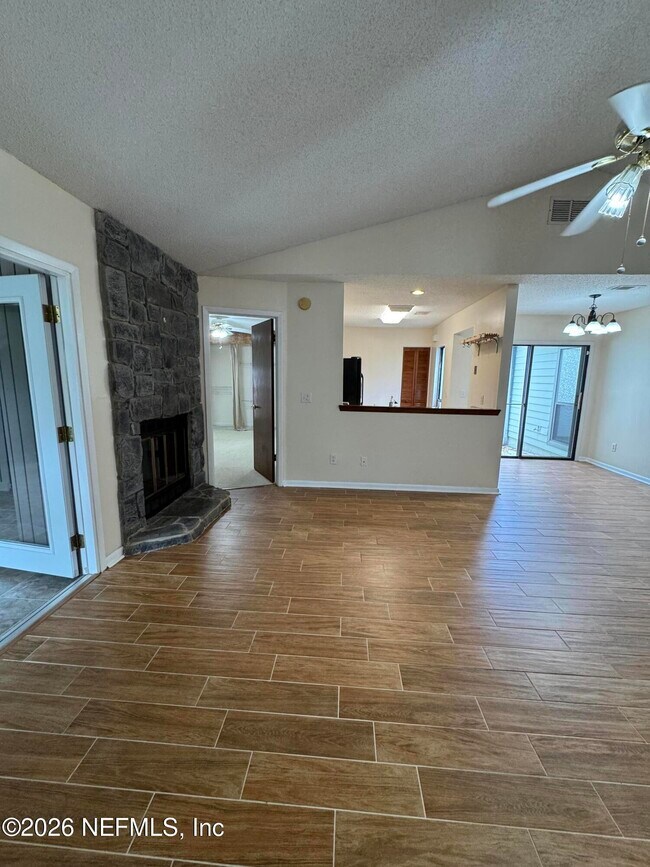Building Photo - 8550 Goldeneye Ln