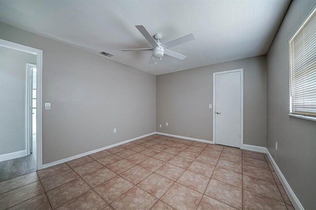 Building Photo - 11285 Oceanspray Blvd