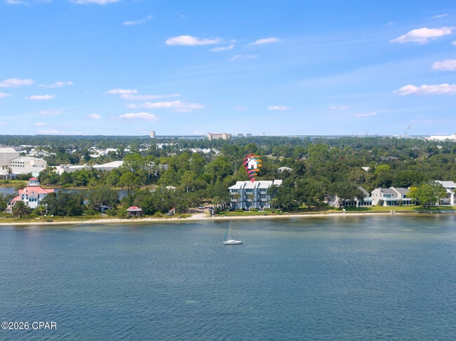 Building Photo - 3827 Mariner Dr