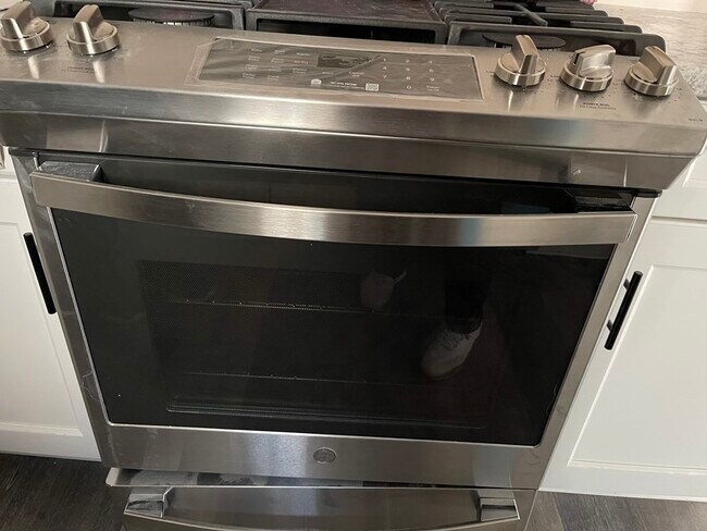 Building Photo - 51-53-53 Chestnut St