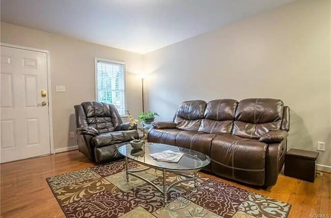 Building Photo - 1107 Sumpter St