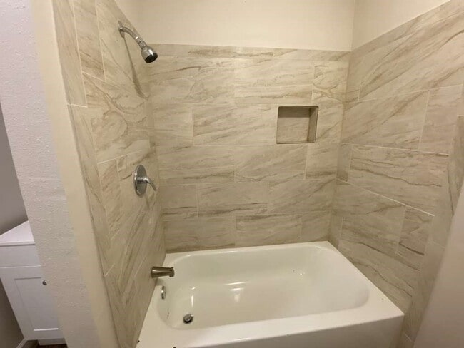 Building Photo - 269 Wood Fern Dr