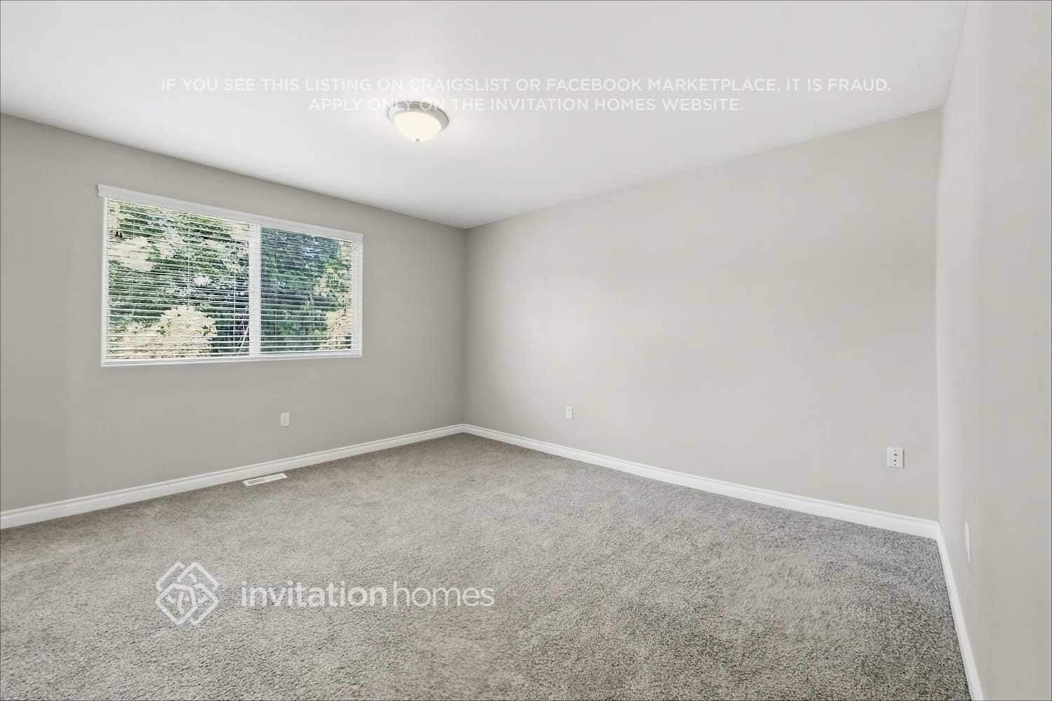 Building Photo - 12227 47th Ave S