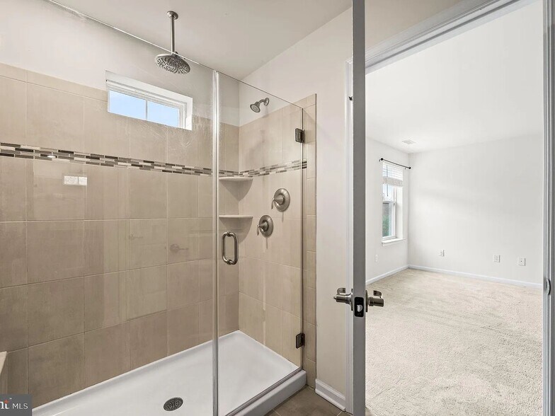 Building Photo - 3413 Bergamont Way