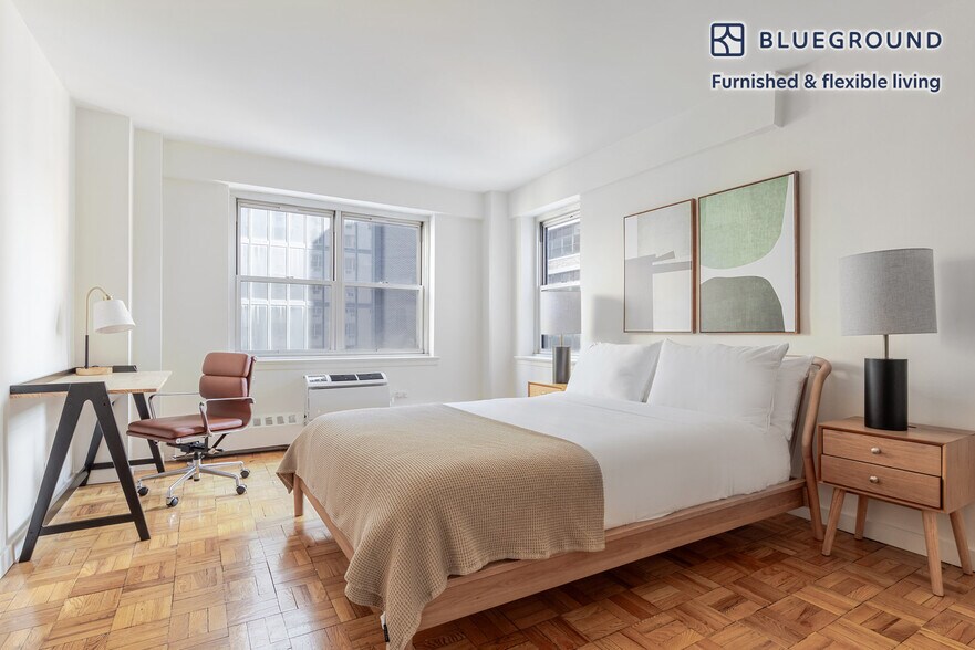 Building Photo - 300 E 46th St