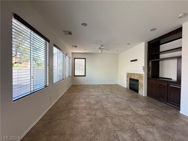 Building Photo - 1030 E Eldorado Ln