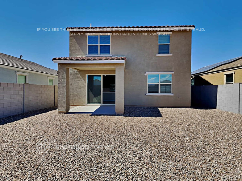 Building Photo - 40581 W Sunland Dr