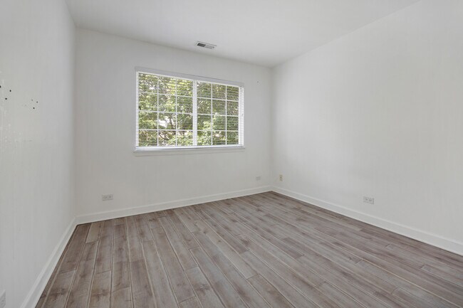Building Photo - 54 Egg Harbour Ct