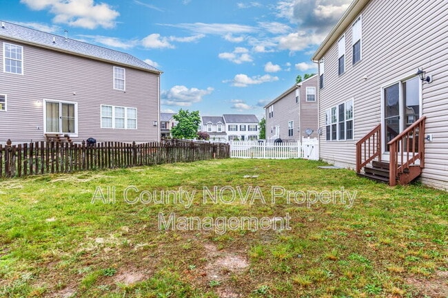 Building Photo - 9506 Whiteheart Dr