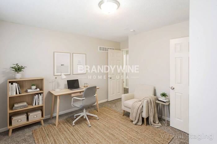 Building Photo - 615 Patrick Dr