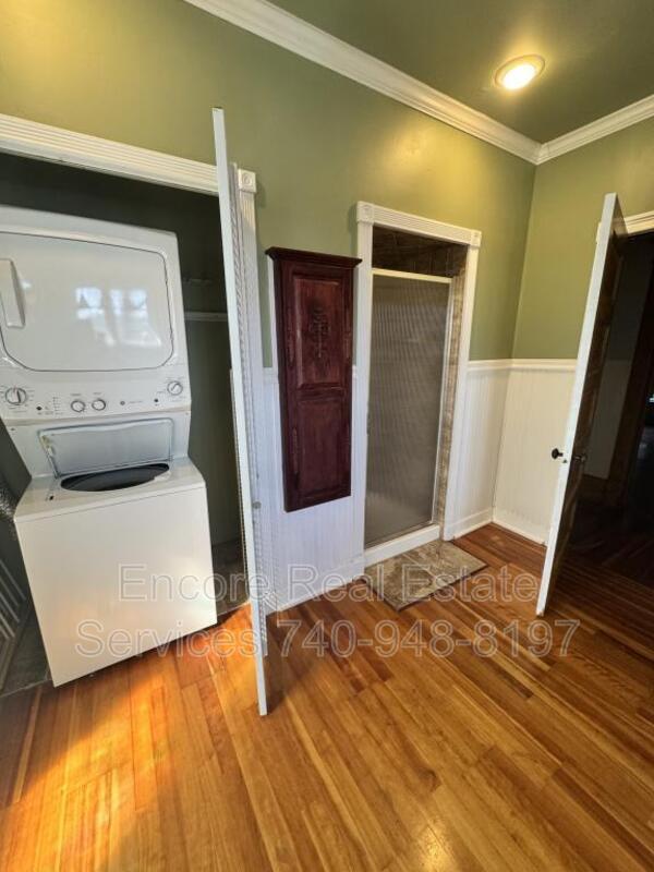 Building Photo - 486 Hudson Ave