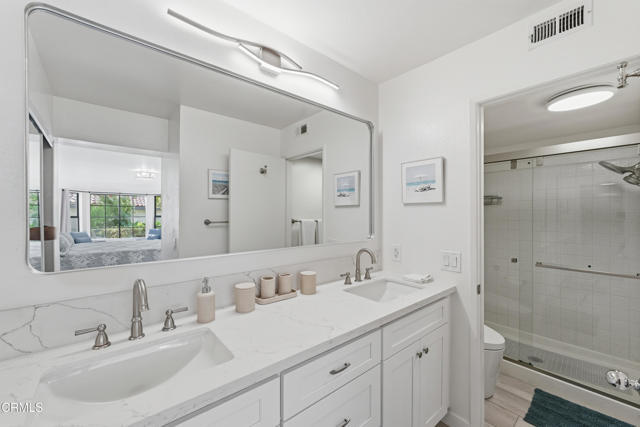 Building Photo - 2053 Majorca Dr