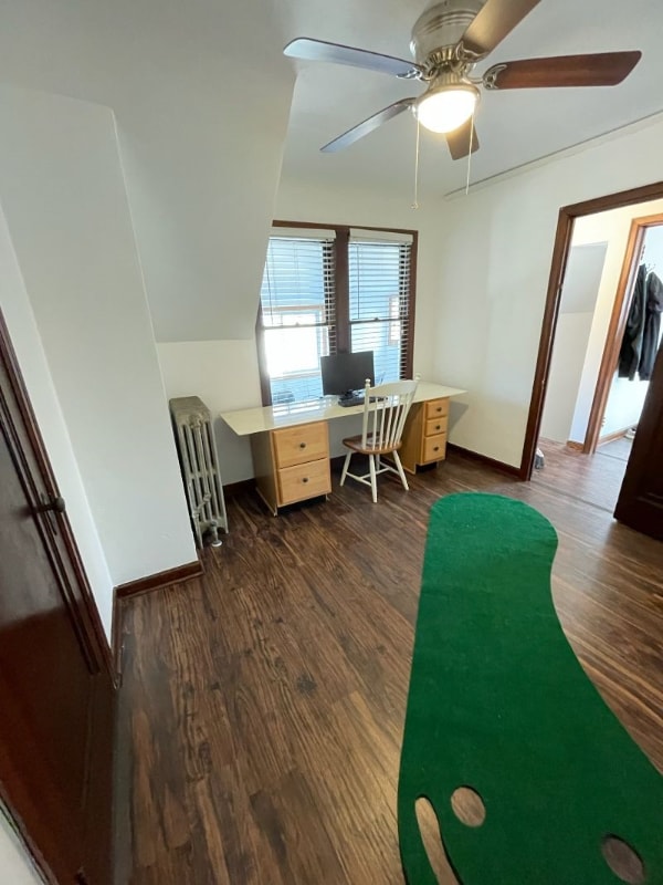 Building Photo - 25 Delos St W