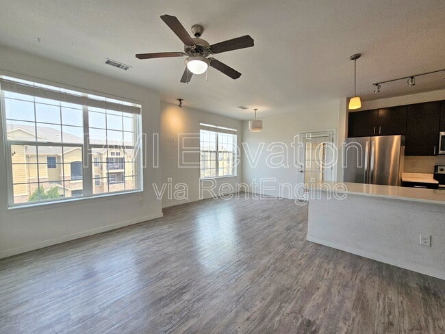 Building Photo - 9220 Wilde Ln