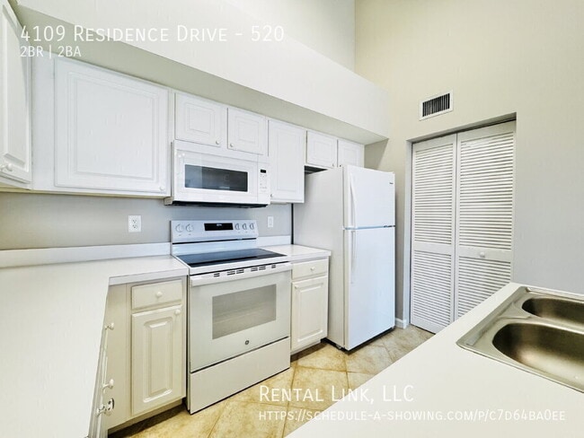 Building Photo - 4109 Residence Drive