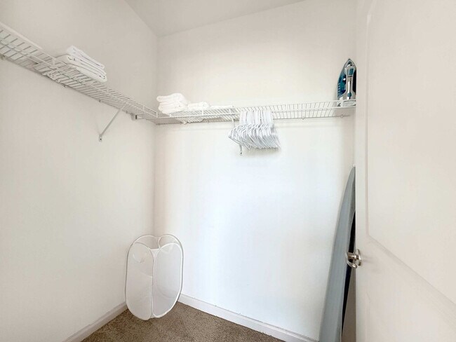 Building Photo - 1515 Flournoy Lp